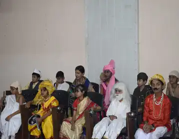 ब्रज वंदना स्वतंत्रता से संबंधित डांस प्रस्तुति एवं फैंसी ड्रेस कंपटीशन